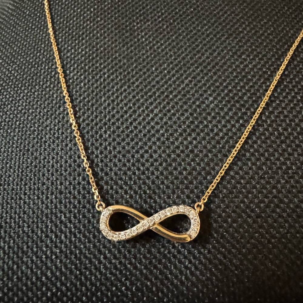 Kay Jewelers Gold Infinity Necklace